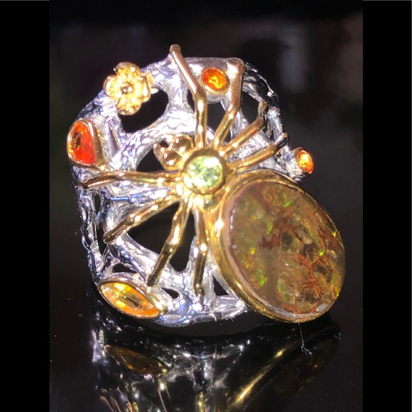 Unique Genuine Ammolite and Sapphire Ring - Picture 6 of 9